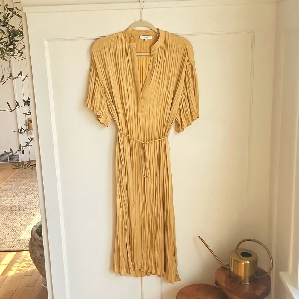 Vince Short Sleeve Crushed Band Collar Dress